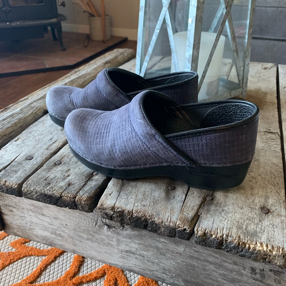 Dansko Clogs In A Blue/Grey Pattern. Size 39/8.5-… - image 3